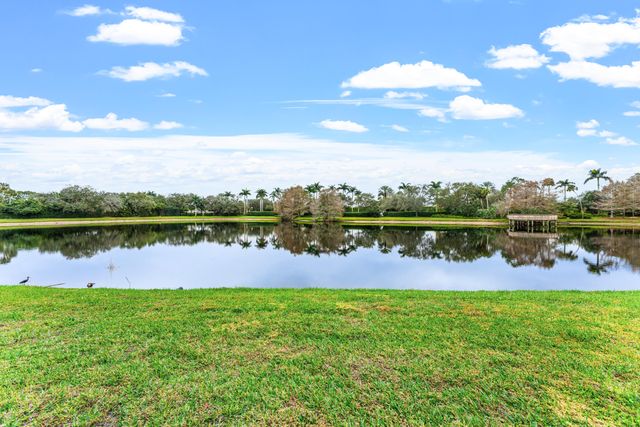 110 Andalusia Way, Palm Beach Gardens, FL 33418