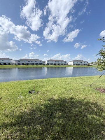 3519 MAYFAIR STREET, Kissimmee, FL 34758