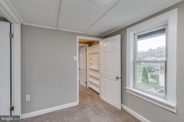 11 MAGNOLIA ST, Westville, NJ 08093