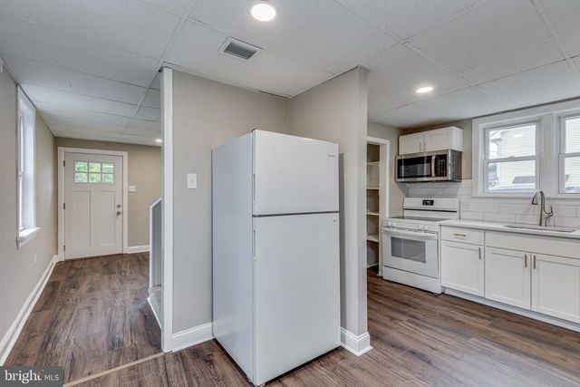 11 MAGNOLIA ST, Westville, NJ 08093