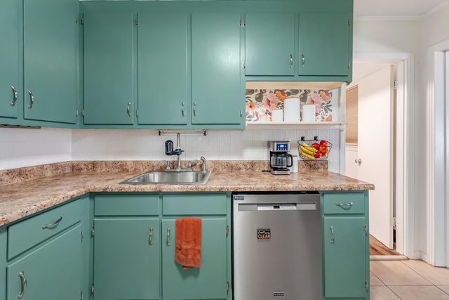 132 NW Loizos Drive, Fort Walton Beach, FL 32548