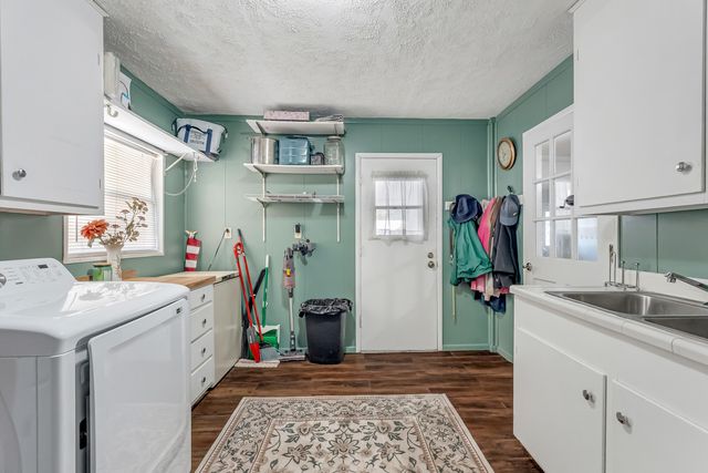 132 NW Loizos Drive, Fort Walton Beach, FL 32548