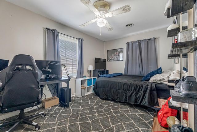 132 NW Loizos Drive, Fort Walton Beach, FL 32548