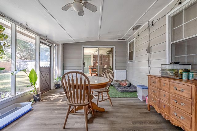 132 NW Loizos Drive, Fort Walton Beach, FL 32548