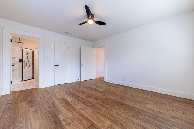 1614 Holly ST, Austin, TX 78702