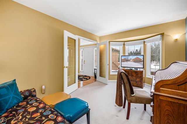 2800 Marissa Way, Shelby Twp, MI 48316