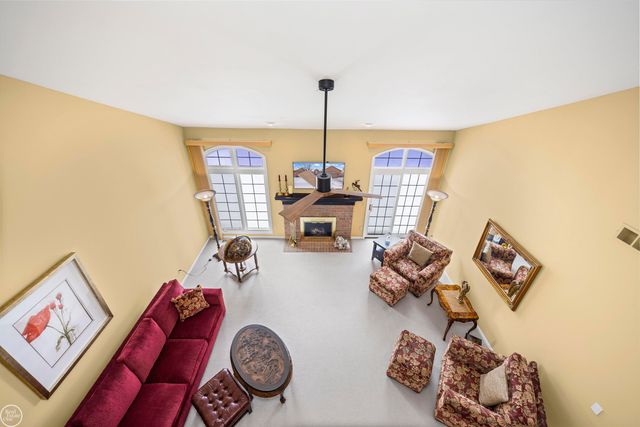 2800 Marissa Way, Shelby Twp, MI 48316