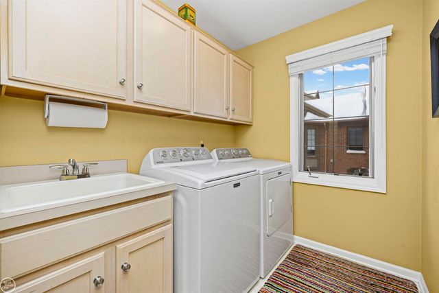 2800 Marissa Way, Shelby Twp, MI 48316