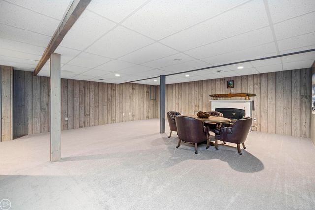 2800 Marissa Way, Shelby Twp, MI 48316