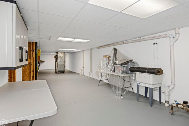 2800 Marissa Way, Shelby Twp, MI 48316