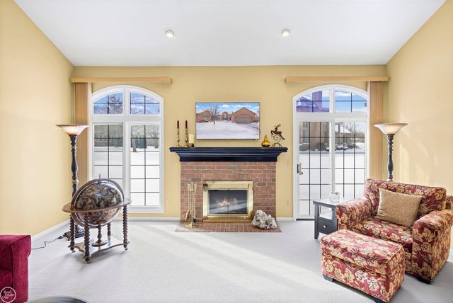 2800 Marissa Way, Shelby Twp, MI 48316