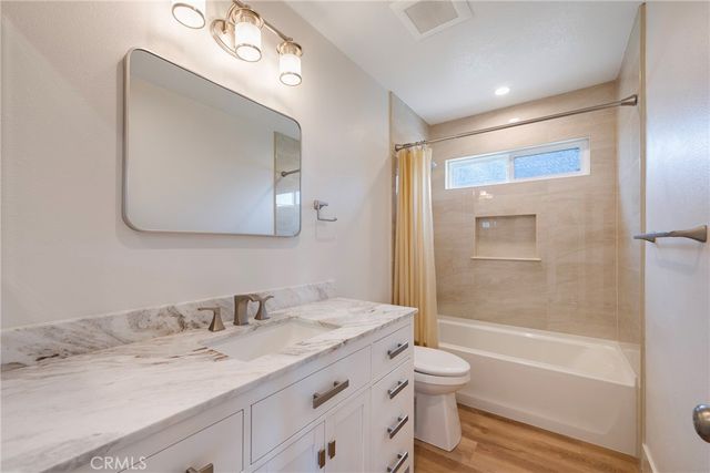 4305 Via De Los Robles, Yorba Linda, CA 92886