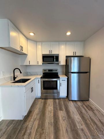 4462 32nd, San Diego, CA 92116