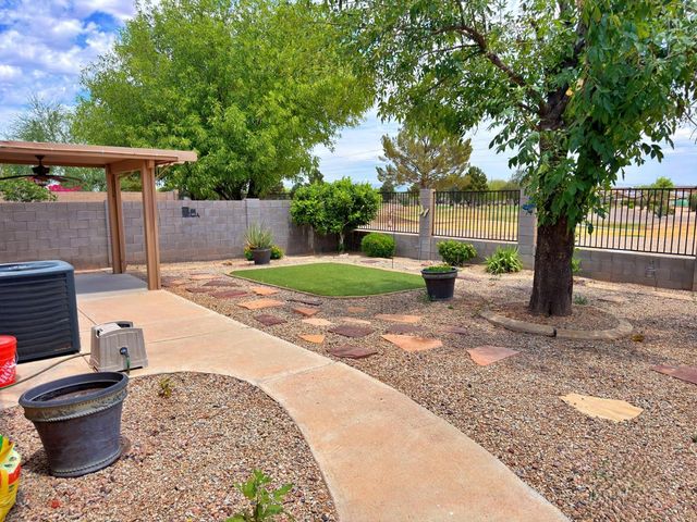 30479 N Bareback Trail, San Tan Valley, AZ 85143
