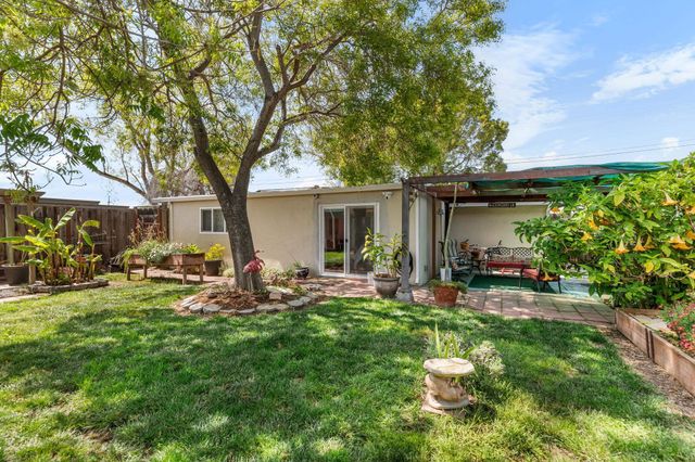 6364 Noel Ave, Newark, CA 94560