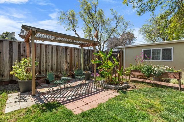 6364 Noel Ave, Newark, CA 94560