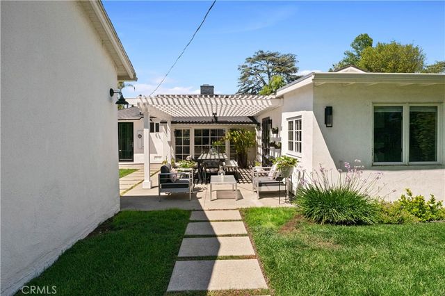 14340 Roblar, Sherman Oaks, CA 91423