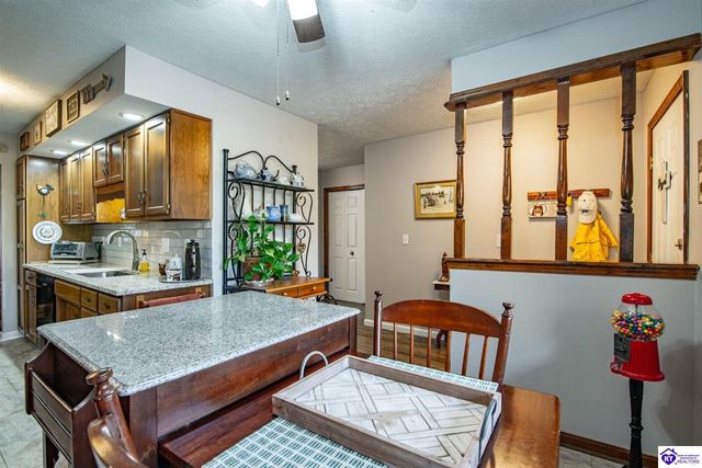 397 Piping Rock Road, Brandenburg, KY 40108