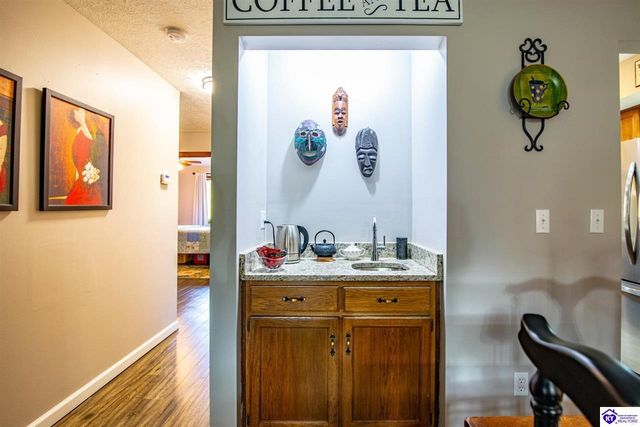 397 Piping Rock Road, Brandenburg, KY 40108