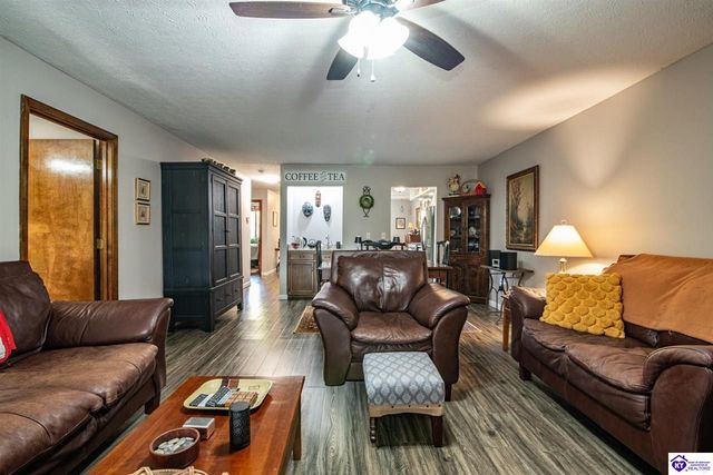 397 Piping Rock Road, Brandenburg, KY 40108