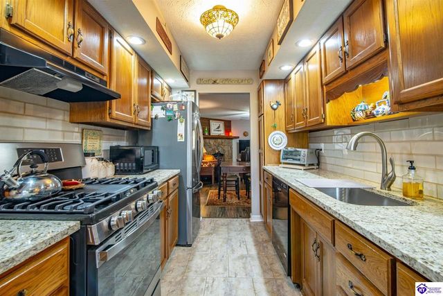 397 Piping Rock Road, Brandenburg, KY 40108