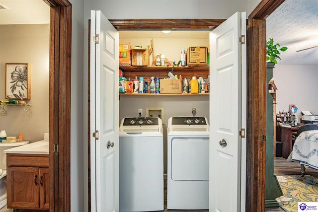 397 Piping Rock Road, Brandenburg, KY 40108