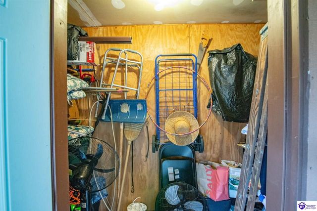 397 Piping Rock Road, Brandenburg, KY 40108