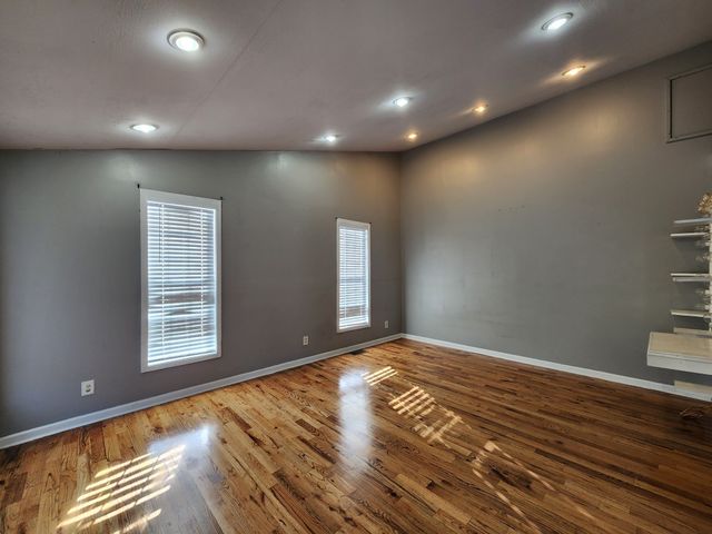 434 Meadowview Dr, Christiana, TN 37037