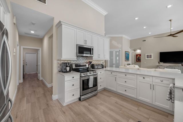 4841 Exeter Estate Lane, Lake Worth, FL 33449