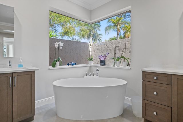 4841 Exeter Estate Lane, Lake Worth, FL 33449