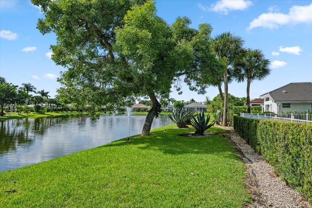 4841 Exeter Estate Lane, Lake Worth, FL 33449