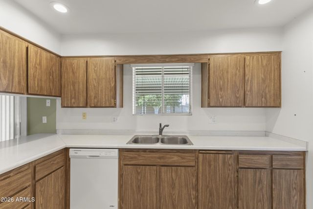 10435 W CAMELOT Circle, Sun City, AZ 85351