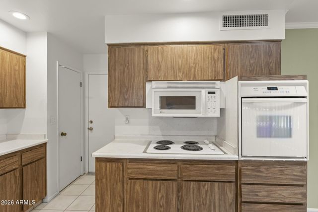 10435 W CAMELOT Circle, Sun City, AZ 85351