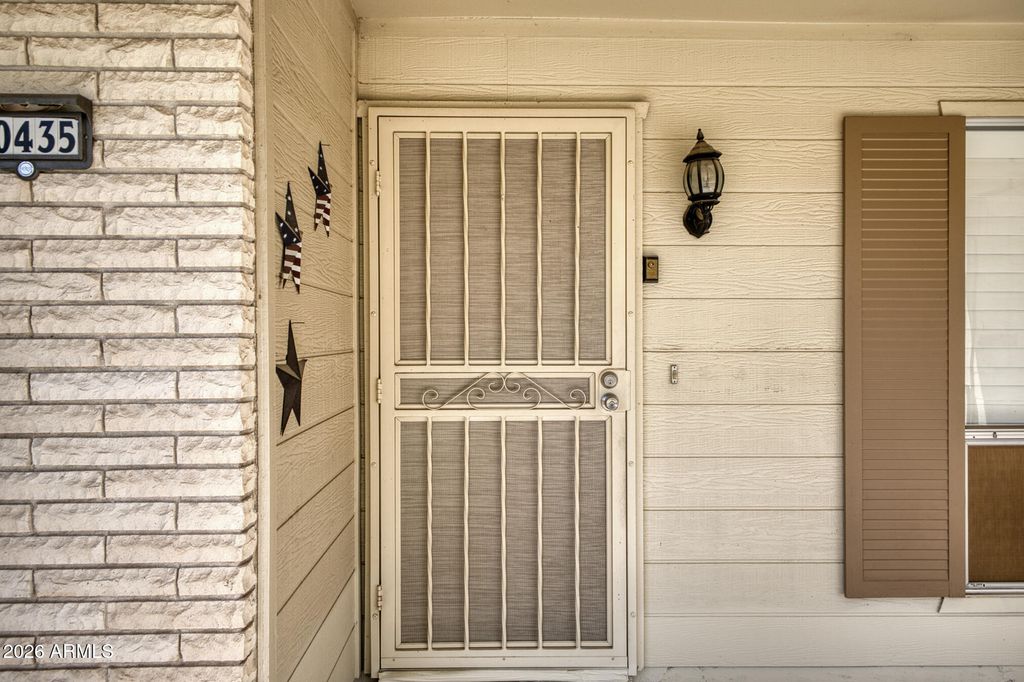 10435 W CAMELOT Circle, Sun City, AZ 85351 — photo 2
