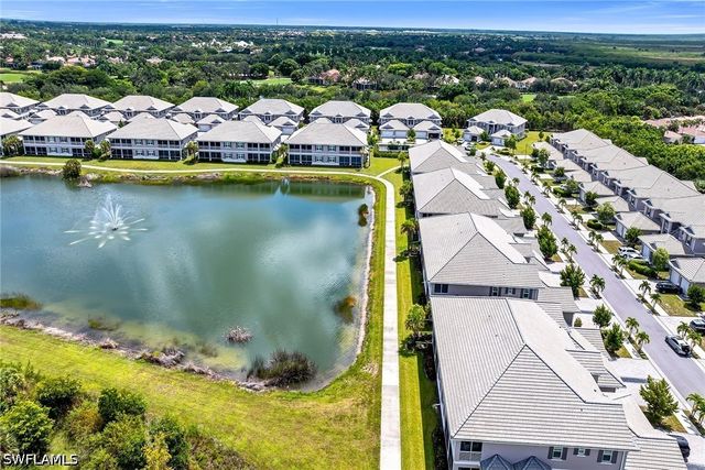 257 Indies DR E 202, Naples, FL 34114