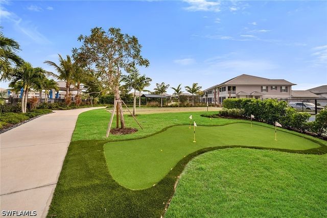 257 Indies DR E 202, Naples, FL 34114