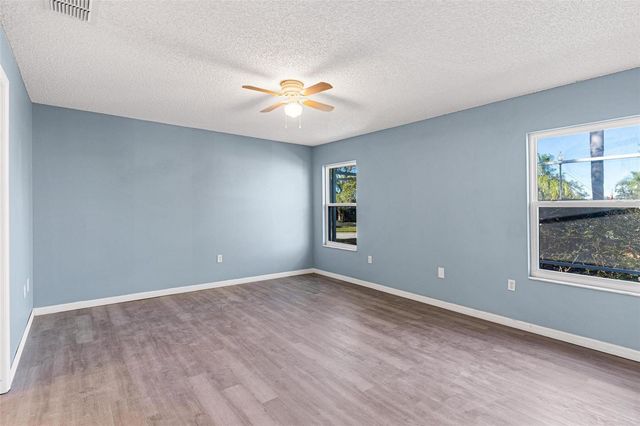 1009 FOREST BREEZE PATH, Leesburg, FL 34748