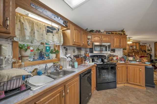 112 North Ashland Road, Ashland, NH 03217