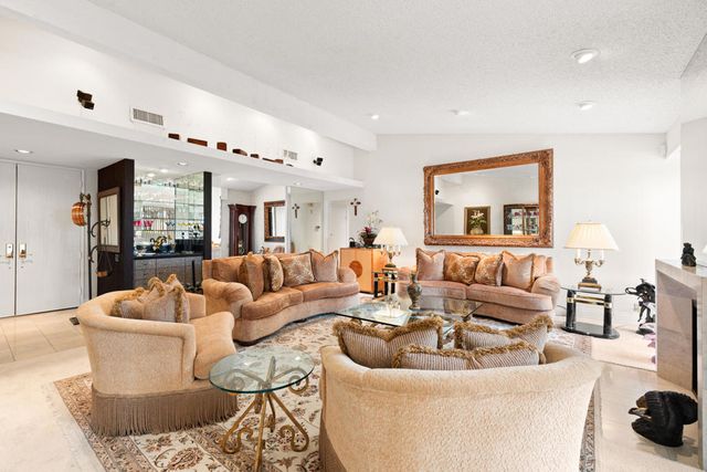 72419 Rodeo Way, Rancho Mirage, CA 92270