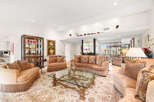 72419 Rodeo Way, Rancho Mirage, CA 92270