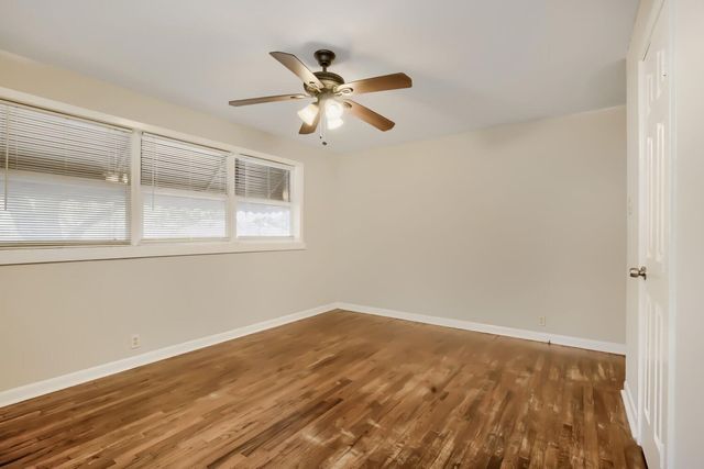 1811 W College Street, Sherman, TX 75092