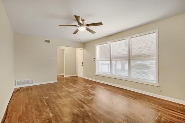 1811 W College Street, Sherman, TX 75092