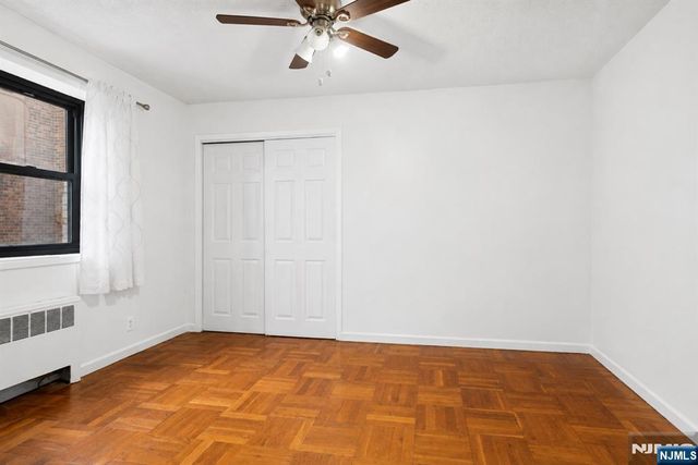 208 Anderson Nf3, Hackensack, NJ 07601