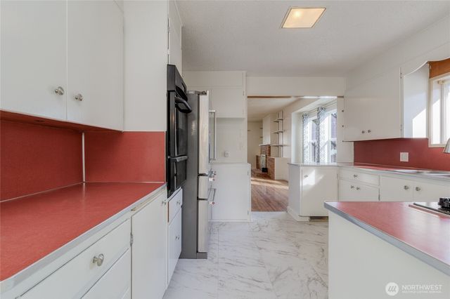 1204 Boyer Avenue, Walla Walla, WA 99362