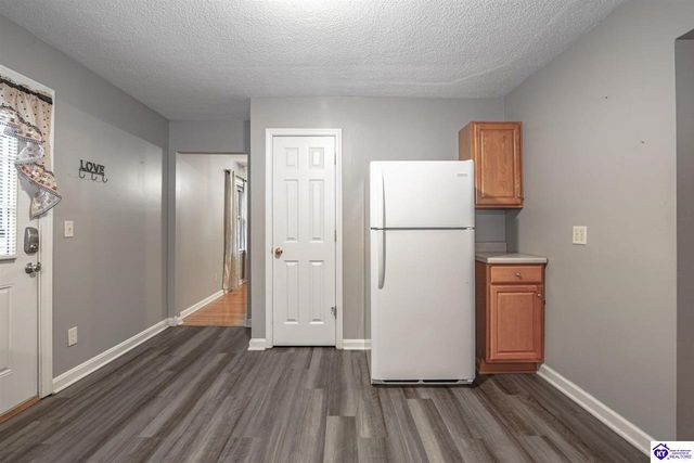 1106 Pawnee Drive, Elizabethtown, KY 42701