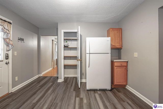 1106 Pawnee Drive, Elizabethtown, KY 42701