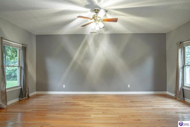 1106 Pawnee Drive, Elizabethtown, KY 42701