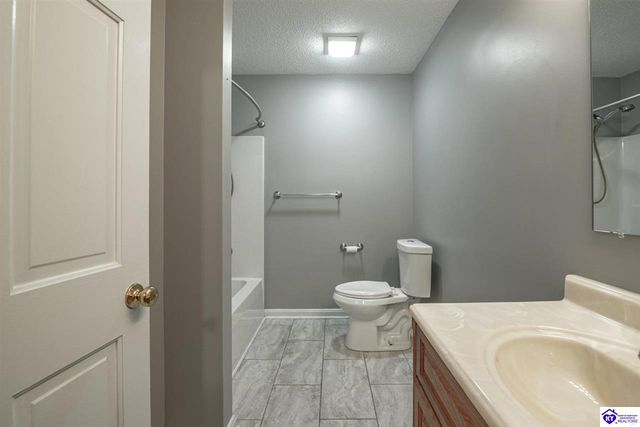 1106 Pawnee Drive, Elizabethtown, KY 42701