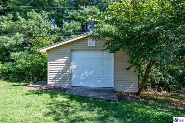 1106 Pawnee Drive, Elizabethtown, KY 42701