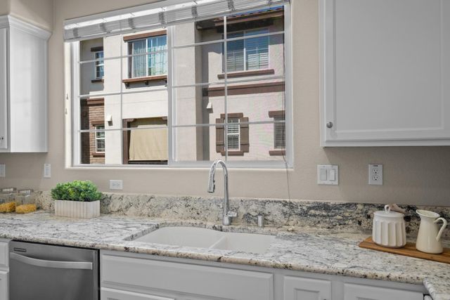 1052 Chamomile Walkway, San Jose, CA 95133